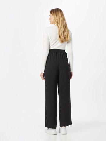 ABOUT YOU Wide leg Pleat-front trousers 'Liane' in Black