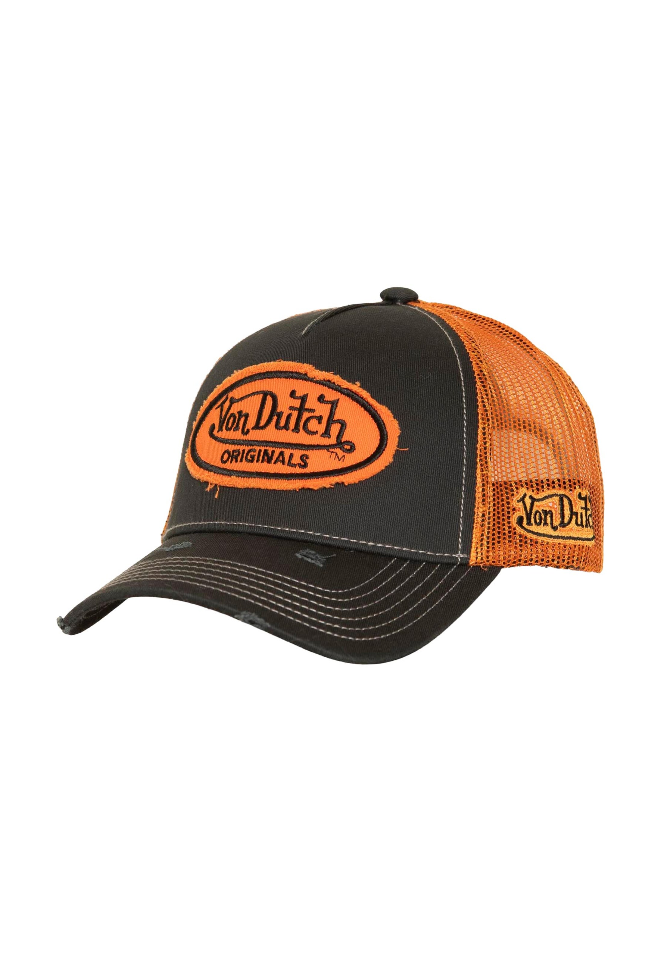Von Dutch Originals Cap in Black: front