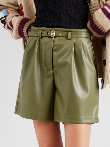Loosefit Pantaloni con pieghe 'ONLHEIDI' di ONLY in verde: frontale