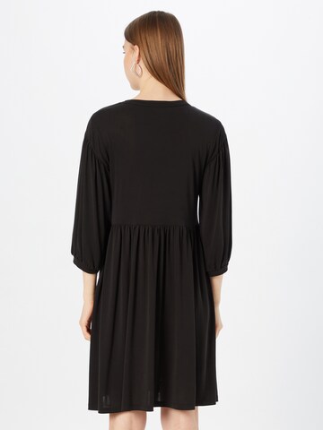 Robe 'Ulrikke' Soft Rebels en noir