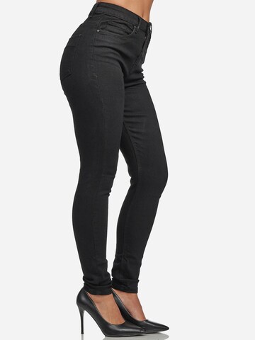 Tazzio Skinny Jeans 'F101' in Zwart