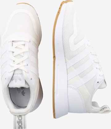 Baskets 'Multix' ADIDAS SPORTSWEAR en blanc