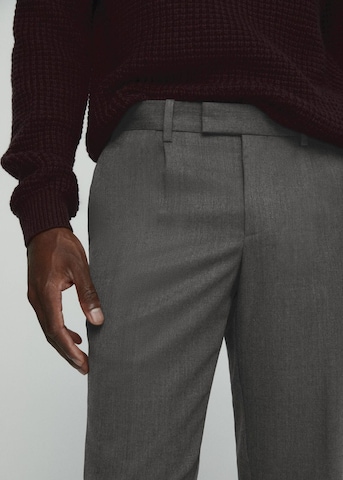 MANGO MAN Slim fit Pleat-Front Pants 'Marius' in Grey