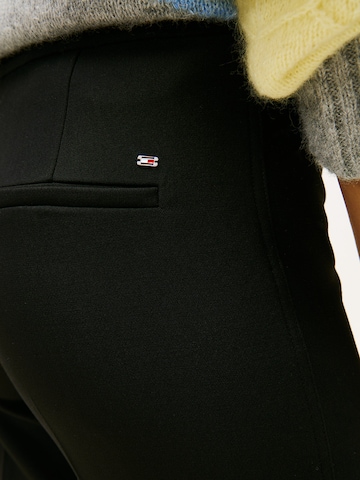TOMMY HILFIGER Flared Hose in Schwarz