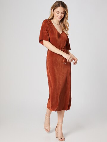 Guido Maria Kretschmer Women - Vestido 'Amanda' en rojo