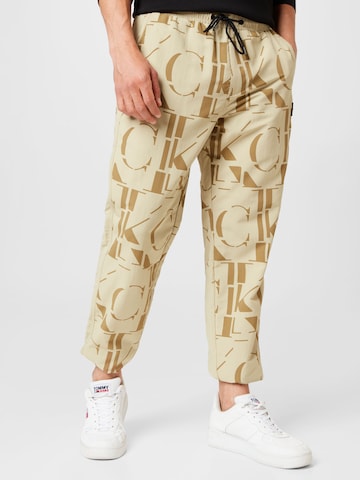 Calvin Klein Jeans Regular Broek in Beige: voorkant