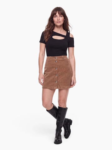 Tricou 'Iliana' de la ABOUT YOU pe negru