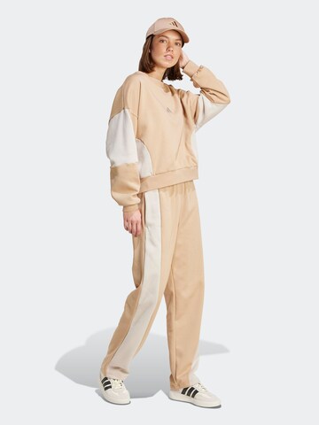 ADIDAS SPORTSWEAR Tréningruha 'LAZIDAY' - bézs: elől