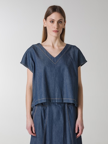 DEHA Shirt in Blue: front
