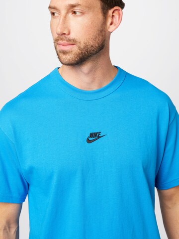 Nike Sportswear T-Shirt 'Essential' in Blau