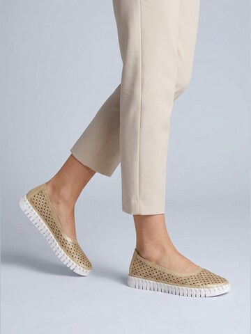 ILSE JACOBSEN Classic Flats 'Tulip3578' in Gold: front