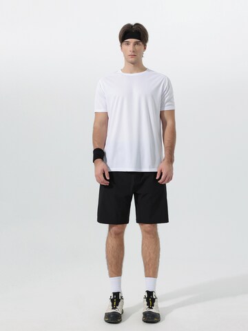 YOUTHUP Funktionsshirt 'Feuchtleit'‌‌‌‌‌‌ in Weiß