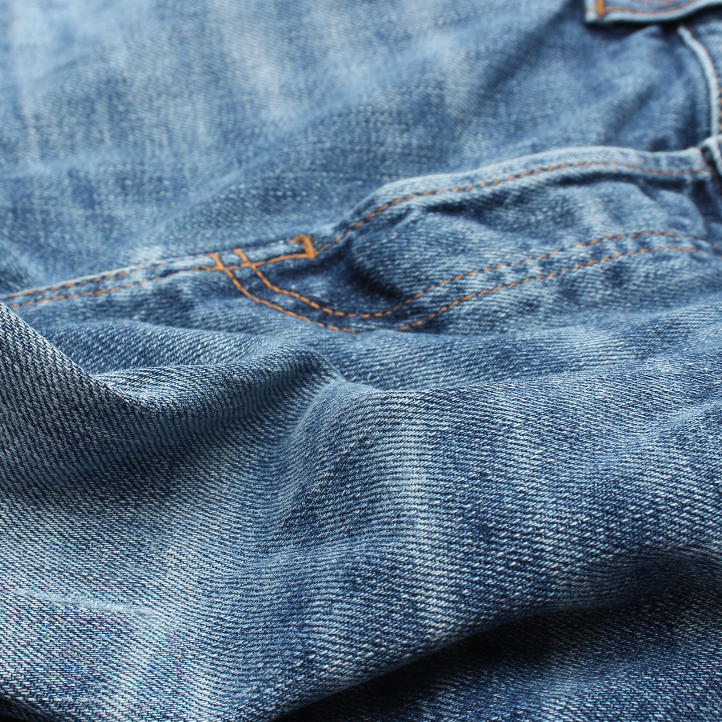 Gucci Jeans in 28 in Blue