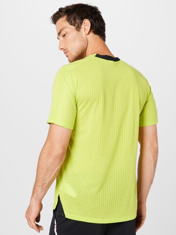 NIKE Sportshirt 'Pro' in Grün