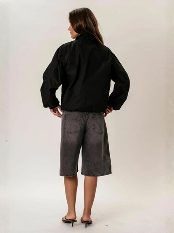 Veste mi-saison ' Ines ' TEESHOPPEN en noir