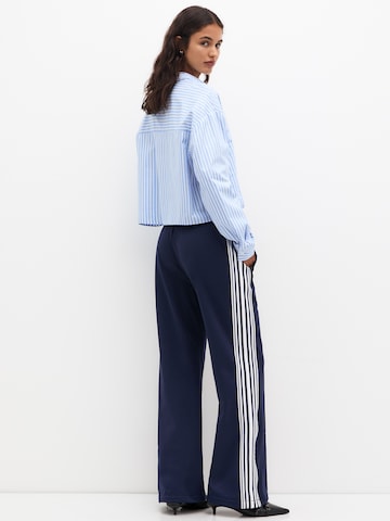 Pull&Bear Blouse in Blauw