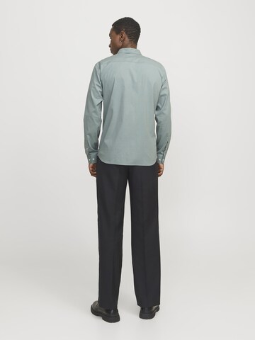 JACK & JONES Slim fit Button Up Shirt in Green