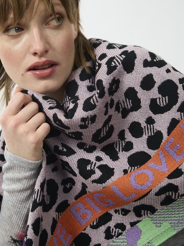 CODELLO Shawl in Pink: front