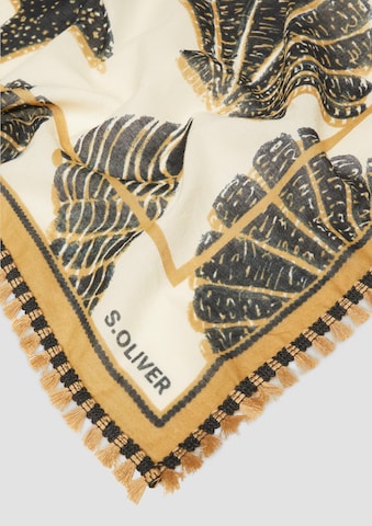 s.Oliver Shawl in Beige