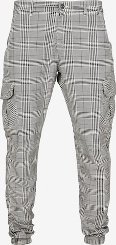 Urban Classics Tapered Cargo Pants in Grey: front