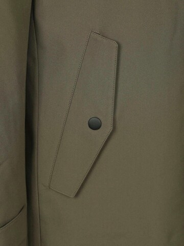 Suitable Winter coat in Green