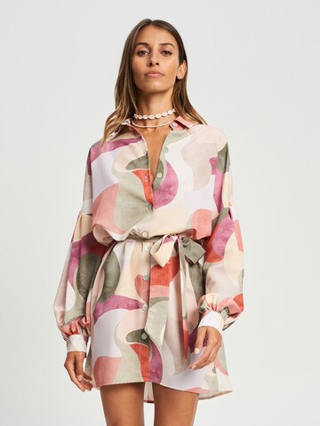 Abito camicia 'Bligh' di St MRLO in beige: frontale