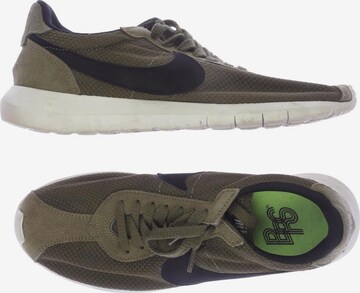 NIKE Sneakers & Trainers in 42 in Green: front