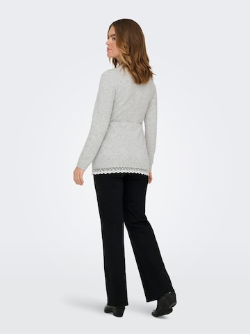 Only Maternity Cardigan 'OLMCHER' i grå