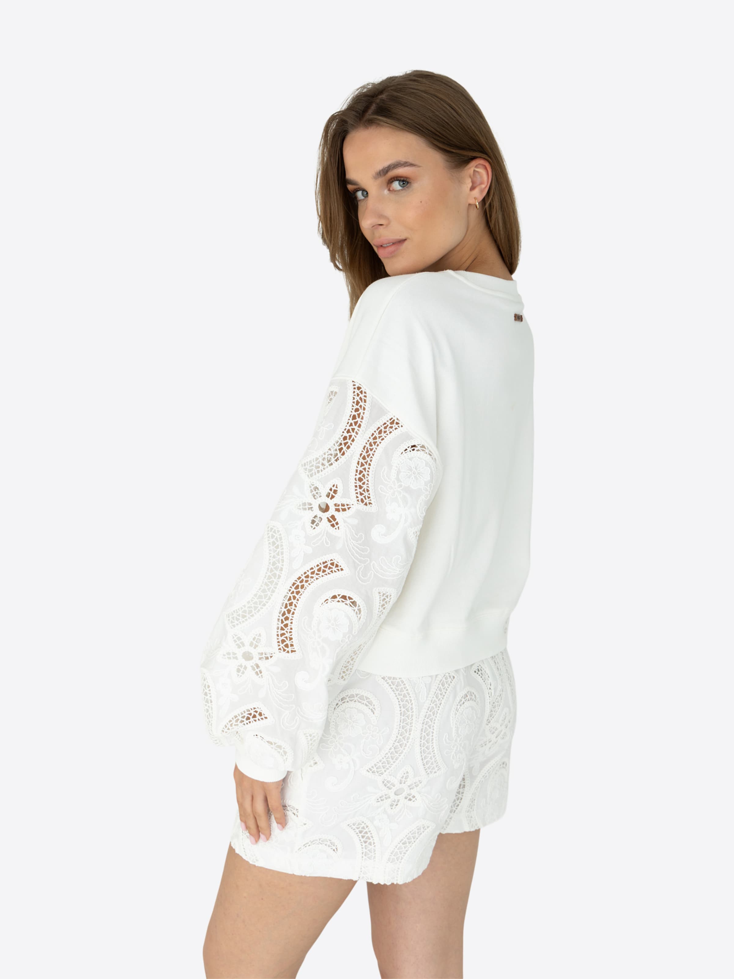 MSCW Sweatshirt 'Lacie'‌‌‌ in Weiß