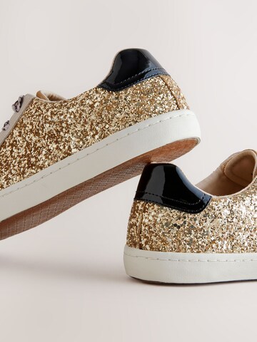 Sneaker bassa di Next in oro