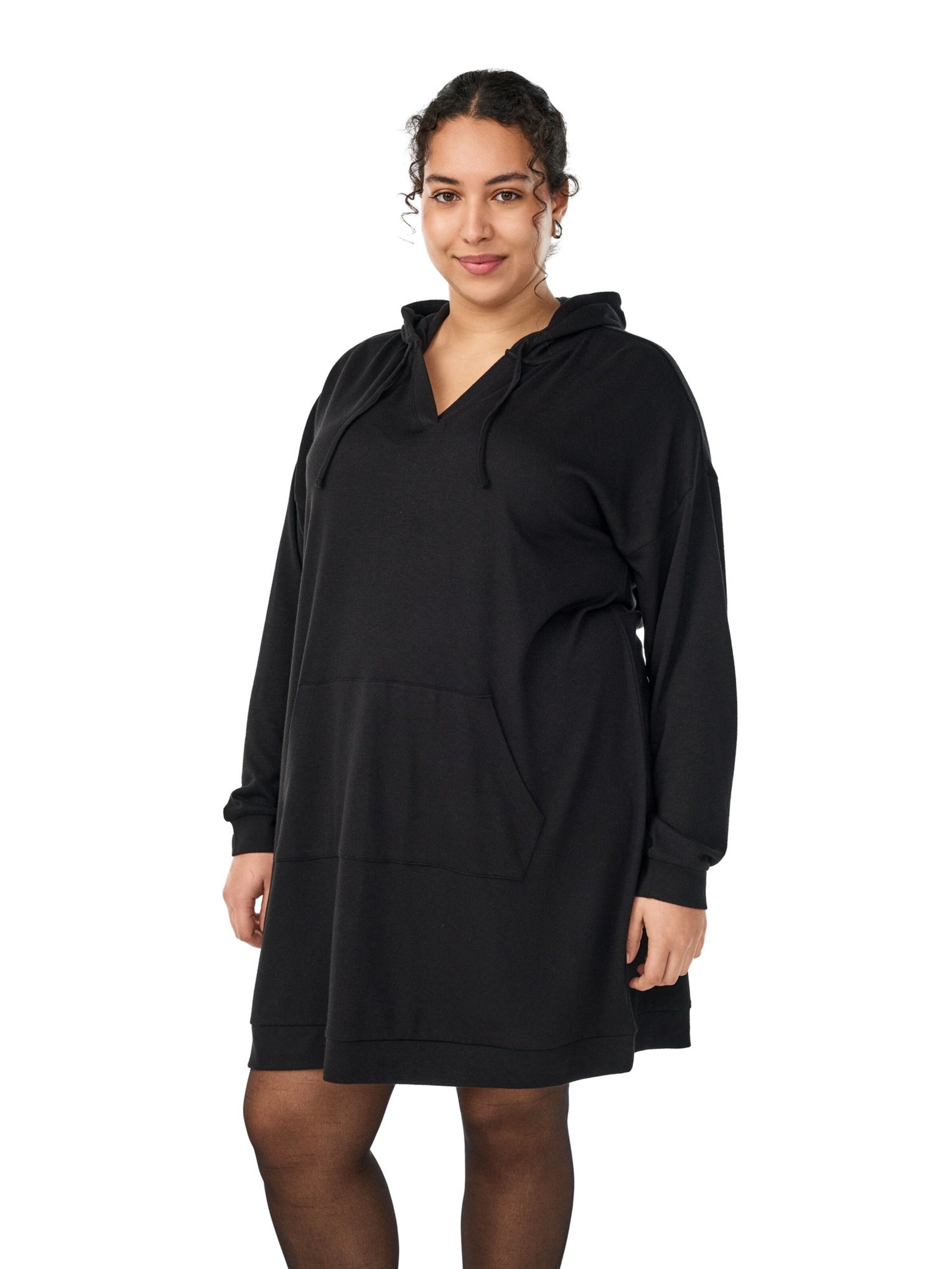 Abito 'MSVala' di Zizzi in nero: frontale