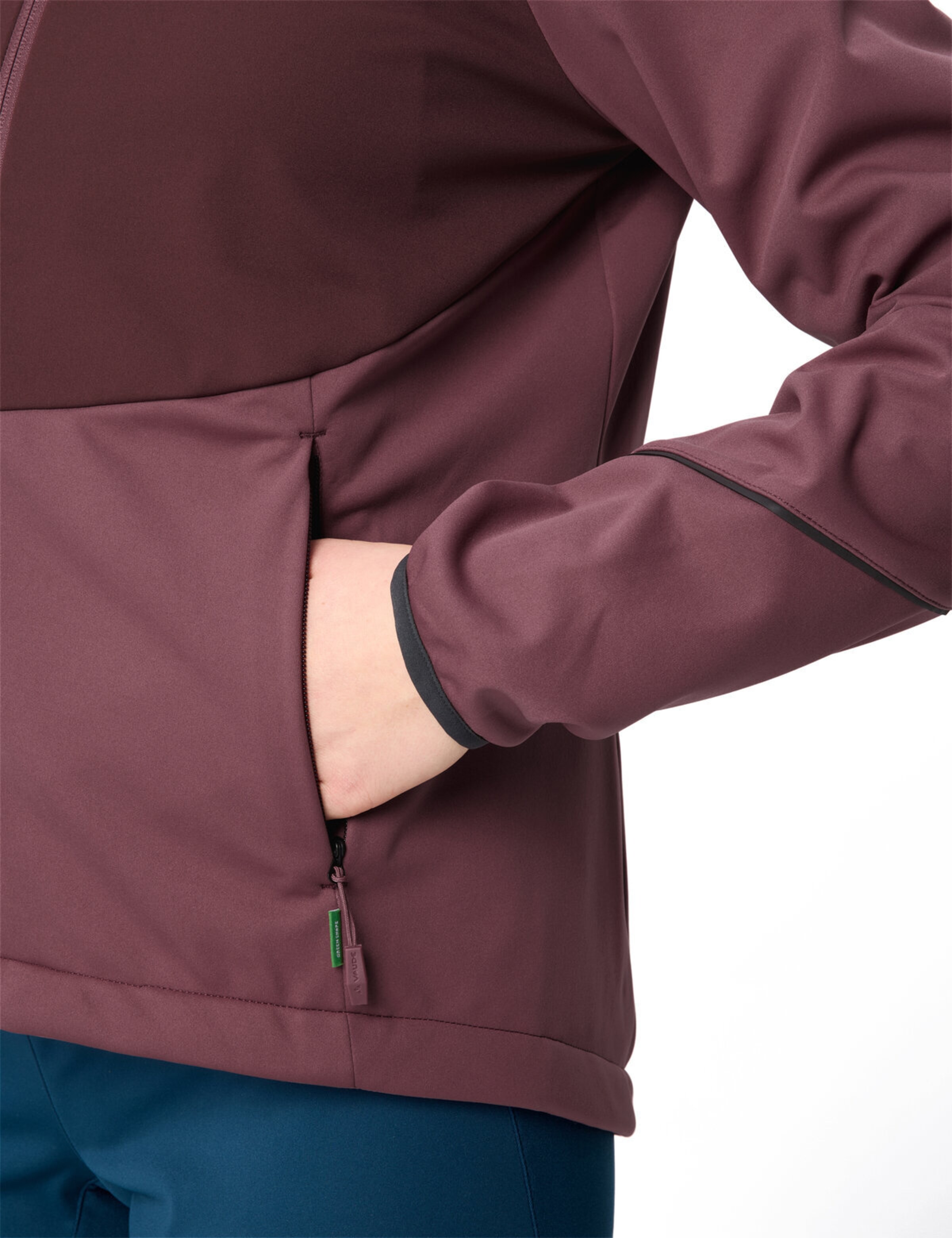 VAUDE Sports jacket 'Wintry' in Red