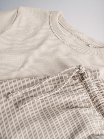 Pantalons de tailleur The Set en beige