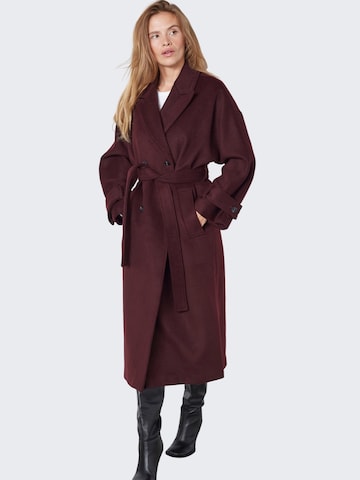 Manteau mi-saison 'Clara' co'couture en rouge