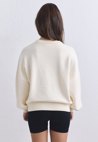 Pull-over de sport 'Athletic' Aim'n en beige