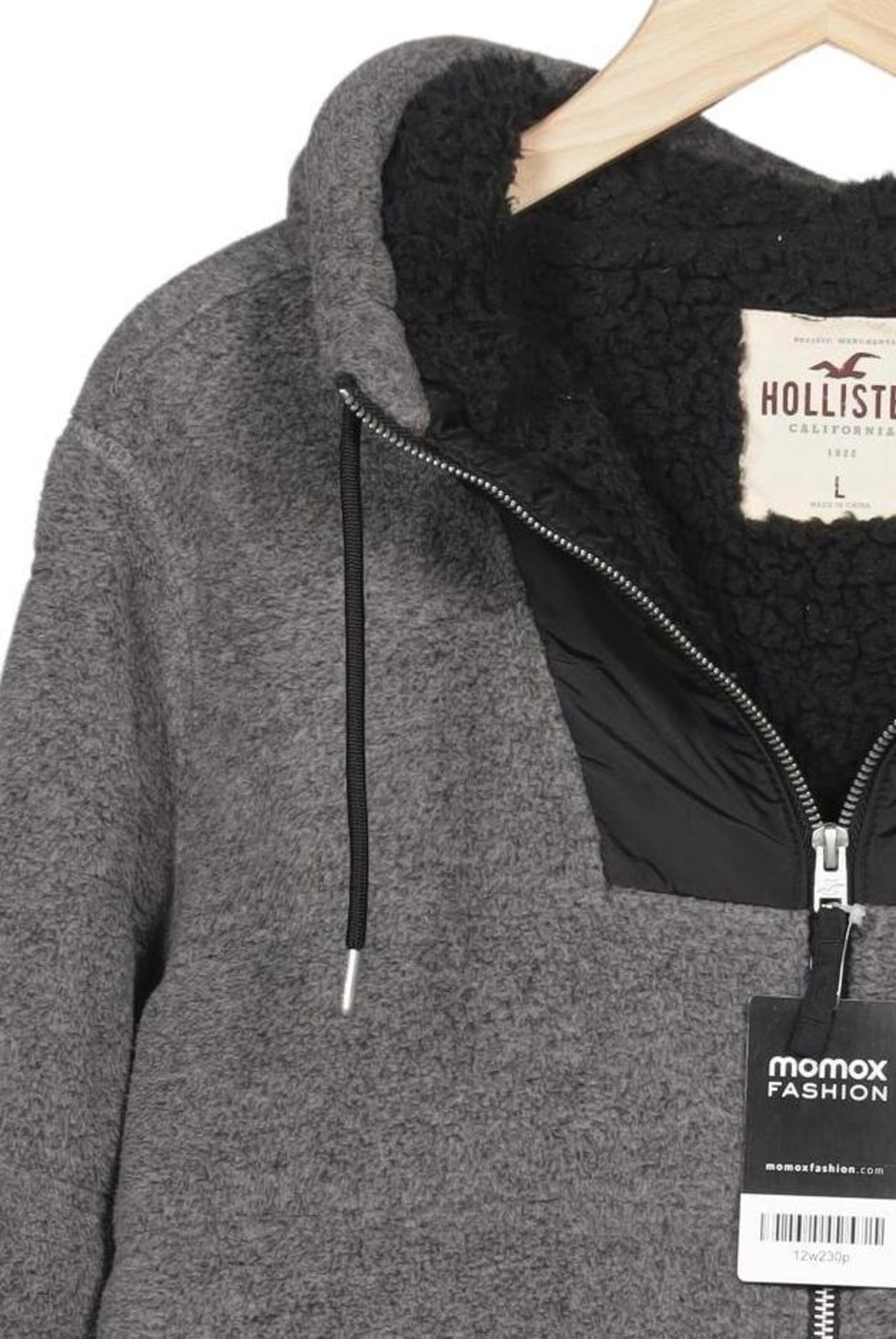 HOLLISTER Jacket & Coat in L in Grey