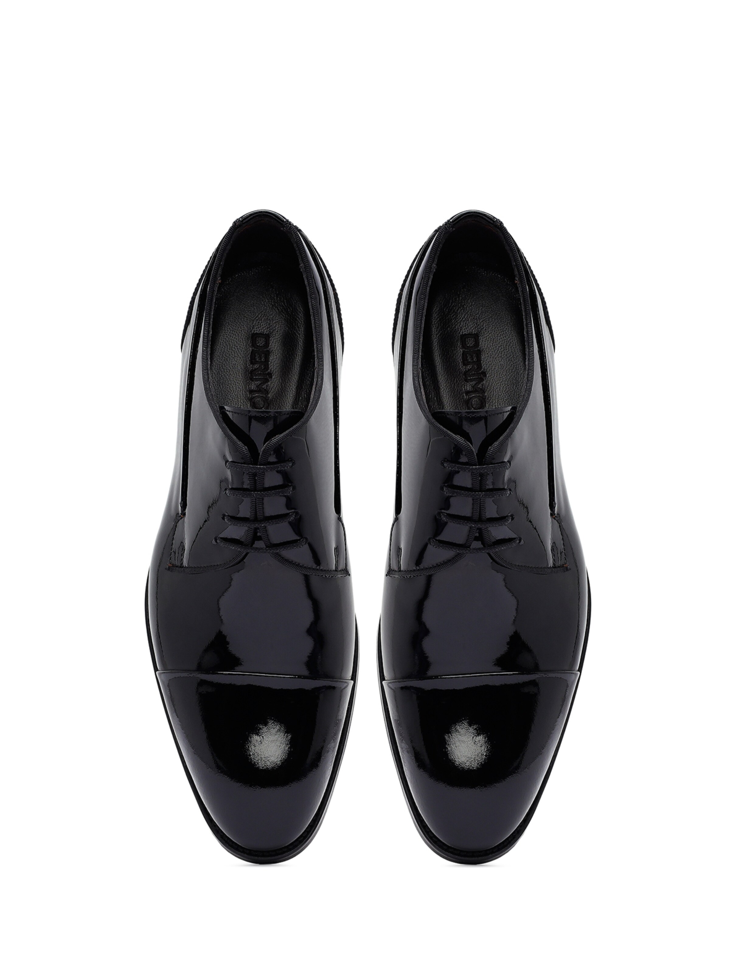 Chaussure à lacets Derimod en noir