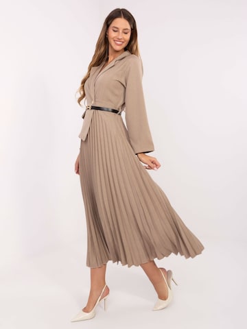 Madnezz House Kleid in Beige
