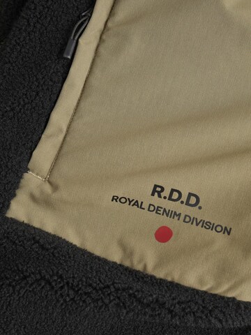 R.D.D. ROYAL DENIM DIVISION Fleecejakke i sort