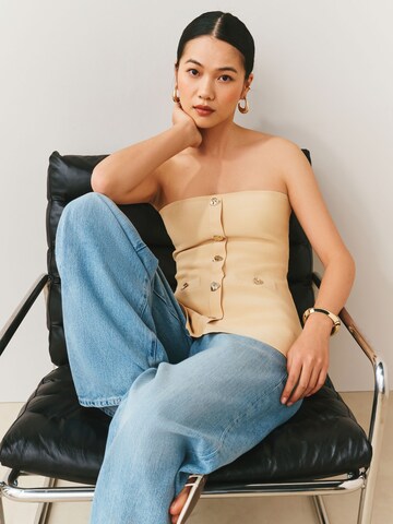 Next Stricktop in Gelb