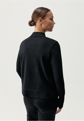 Born Living Yoga Tussenjas 'Gita' in Zwart