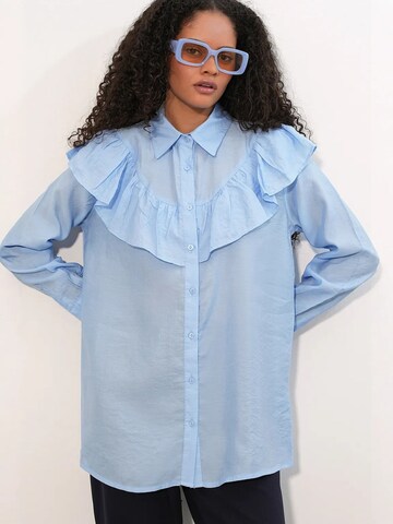 Bigdart Blouse in Blauw: voorkant