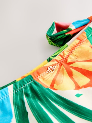 balta Next Bikinio kelnaitės