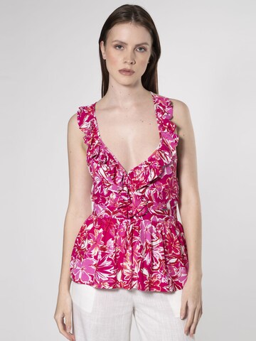 Top di Influencer in rosa: frontale