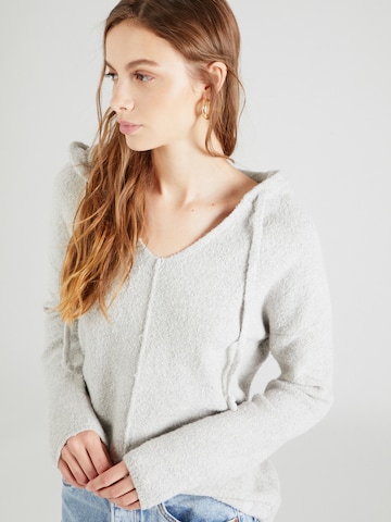 LIEBLINGSSTÜCK Пуловер 'Lisa' в сиво
