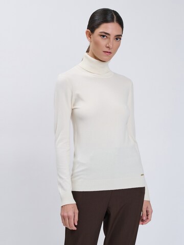Influencer Sweater in Beige: front