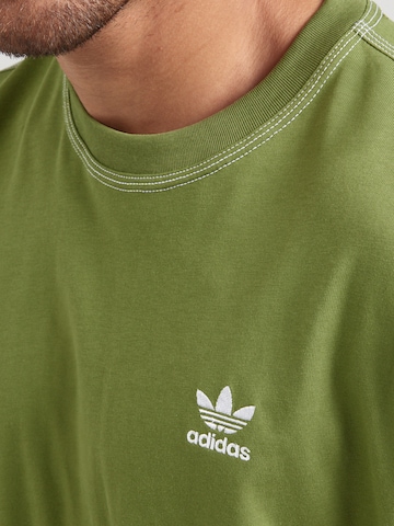 ADIDAS ORIGINALS Футболка 'Trefoil Essentials' в Зеленый