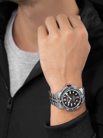 SWISS MILITARY HANOWA Analoog horloge 'Maitre Plongeur' in Zilver: voorkant