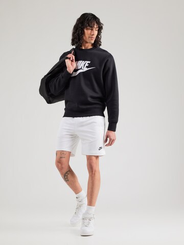regular Pantaloni di Nike Sportswear in bianco