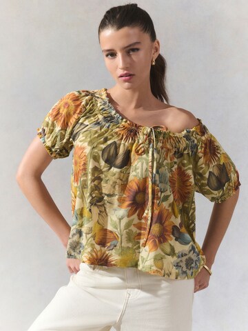T-shirt Next en mélange de couleurs : devant